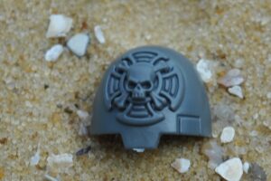 SPACE MARINE TERMINATOR SHOULDER PAD B/////