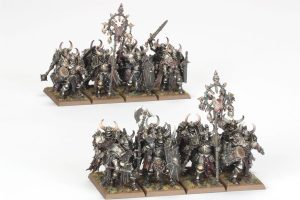 THE OLD WORLD CORE SET CHAOS WARRIORS ON FOOT X16